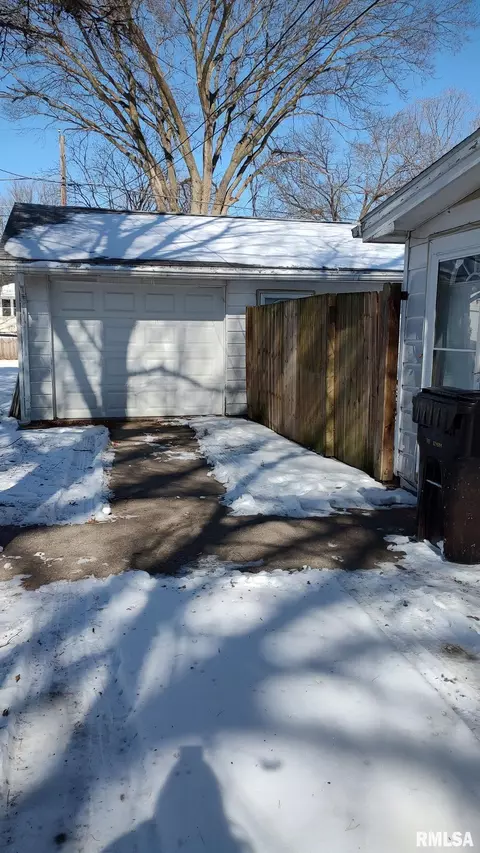208 Cedar St, Morrison, IL 61270 photo 14