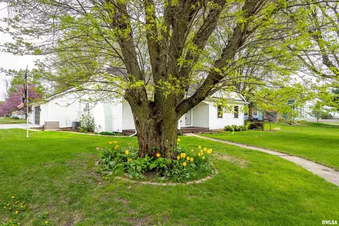 2002 13th St, Viola, IL 61486 photo 34