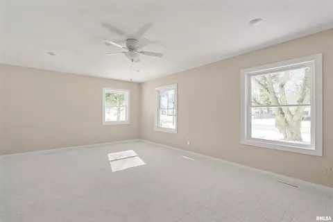 2002 13th St, Viola, IL 61486 photo 18