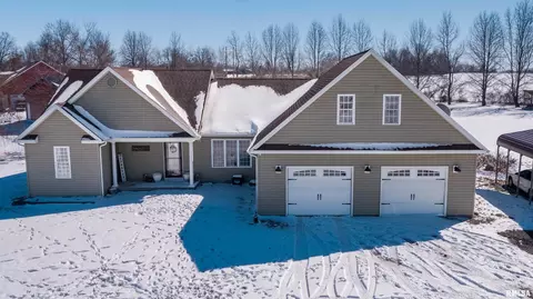 13565 Pacific Ln, Johnston City, IL 62951