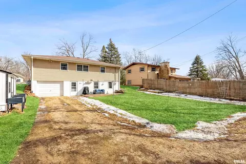 3012 Tower Rd, Clinton, IA 52732 photo 3