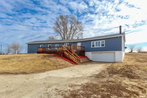 245 N 1800th Ave, Coal Valley, IL 61240