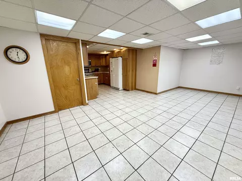 317 5th St, Silvis, IL 61282 photo 34