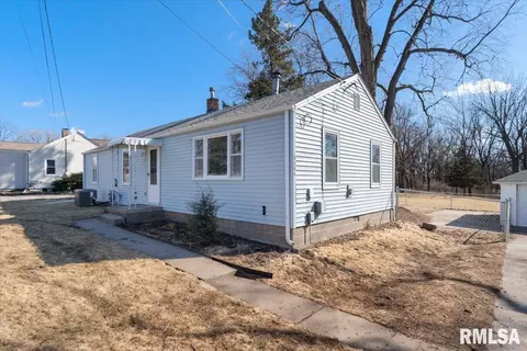 3306 40th St, Moline, IL 61265 photo 3