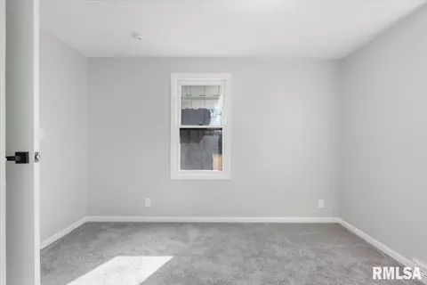 3306 40th St, Moline, IL 61265 photo 20