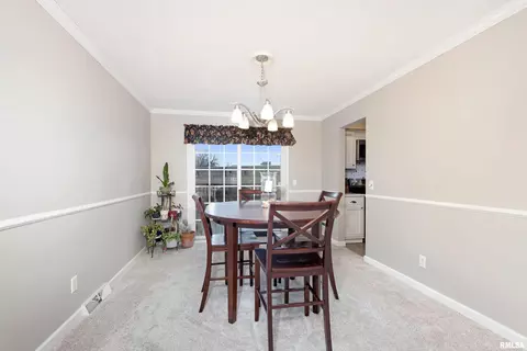 6 Hillcrest Ct, Park View, IA 52748 photo 7