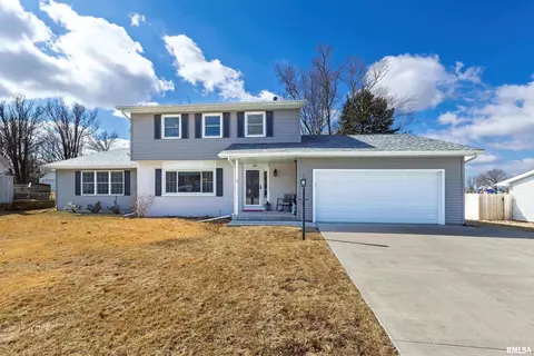 6 Hillcrest Ct, Park View, IA 52748 photo 2