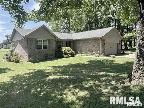 123 Cedar Crest Ln, Makanda, IL 62958