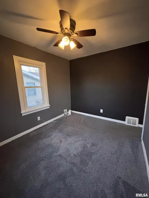 220 E Kellogg Ave, Kewanee, IL 61443 photo 23