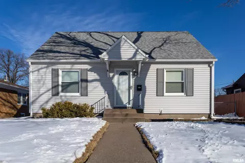 2415 Kelling St, Davenport, IA 52804