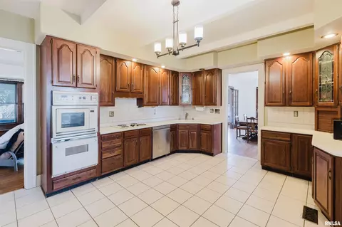 601 N Main St, Anna, IL 62906 photo 7