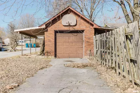 601 N Main St, Anna, IL 62906 photo 28