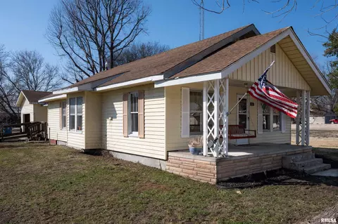 403 N Seba St, Hurst, IL 62949 photo 22