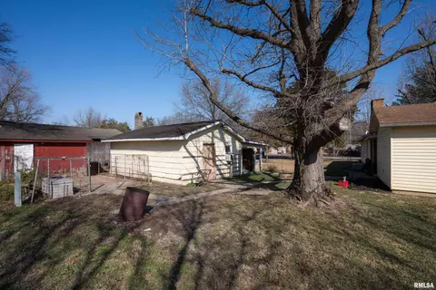 403 N Seba St, Hurst, IL 62949 photo 26