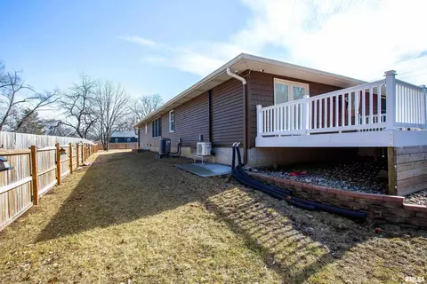 1215 53rd St, Moline, IL 61265 photo 41