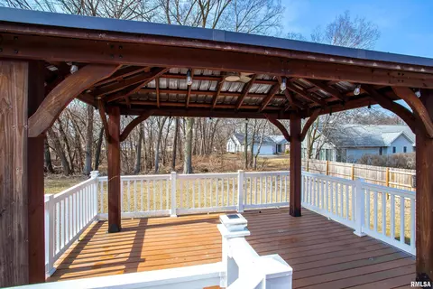 1215 53rd St, Moline, IL 61265 photo 40