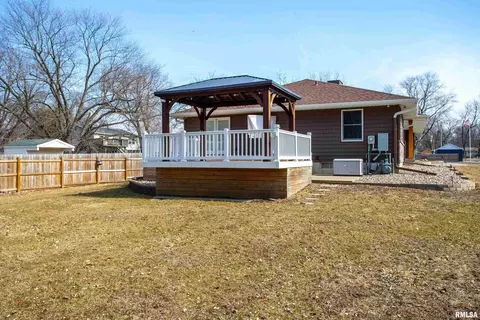 1215 53rd St, Moline, IL 61265 photo 42