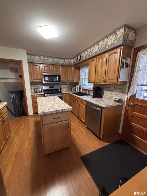 342 E Mcclure St, Kewanee, IL 61443 photo 13