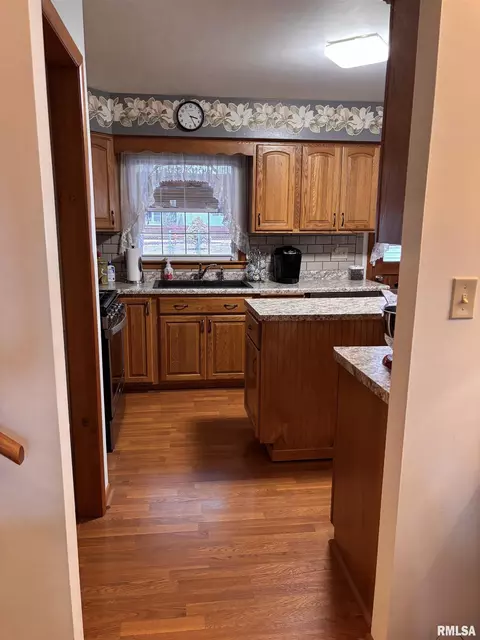 342 E Mcclure St, Kewanee, IL 61443 photo 17