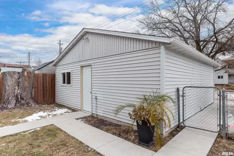 1920 14th St, Moline, IL 61265 photo 30
