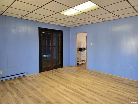 203 E Main St, Clayton, IL 62324 photo 4