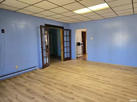 203 E Main St, Clayton, IL 62324 photo 3