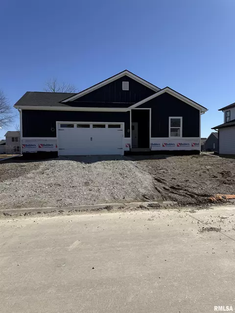 1539 Westport Dr, Davenport, IA 52804