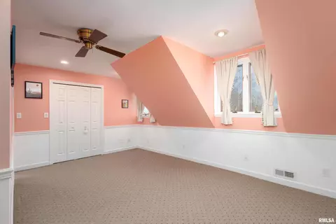 1405 27th St, Moline, IL 61265 photo 24
