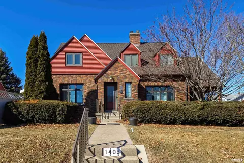 1405 27th St, Moline, IL 61265