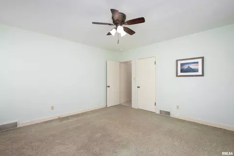 1405 27th St, Moline, IL 61265 photo 18