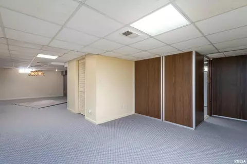 1405 27th St, Moline, IL 61265 photo 29