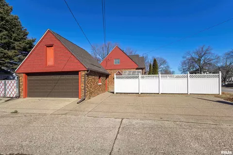 1405 27th St, Moline, IL 61265 photo 42