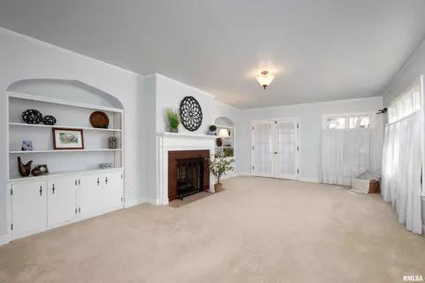 1405 27th St, Moline, IL 61265 photo 7