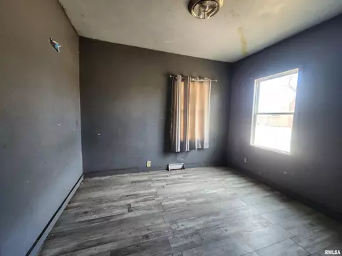 3919 13th St, Moline, IL 61265 photo 11