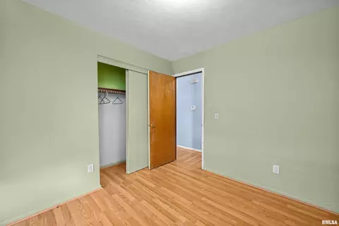 1105 12th St, Viola, IL 61486 photo 9