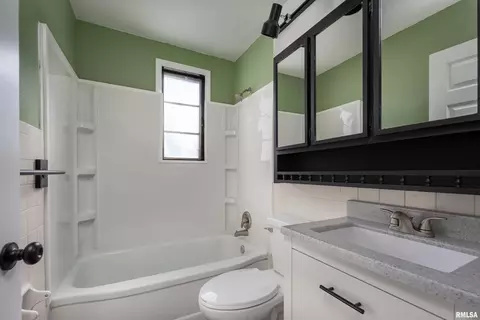 3806 10th Ave, Moline, IL 61265 photo 17