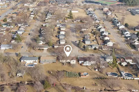 208 S 8th St, Eldridge, IA 52748 photo 30