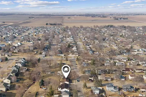 208 S 8th St, Eldridge, IA 52748 photo 33