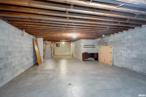 2002 7th St, Moline, IL 61265 photo 22