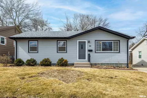 2618 N Gayman Ave, Davenport, IA 52804