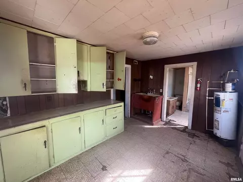 220 E Willard St, Wataga, IL 61488 photo 14