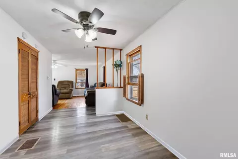 1820 43rd St, Moline, IL 61265 photo 11