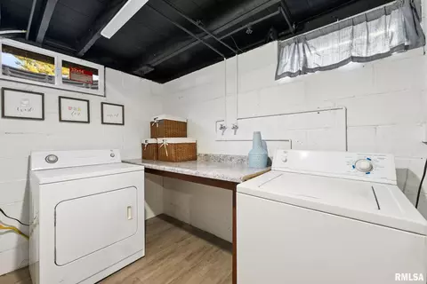 1806 32nd St, Moline, IL 61265 photo 21