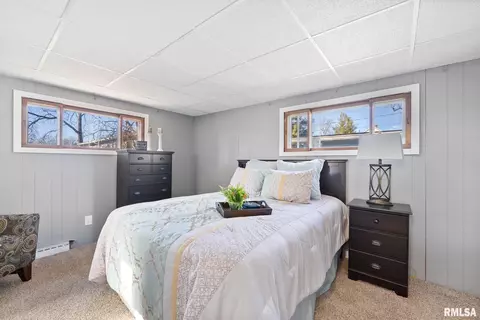 1806 32nd St, Moline, IL 61265 photo 12