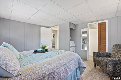 1806 32nd St, Moline, IL 61265 photo 13