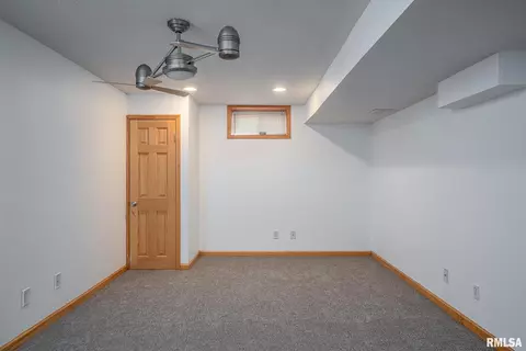 613 18th St, Silvis, IL 61282 photo 18