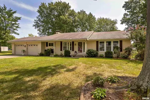404 Partridge Ln, Carterville, IL 62918