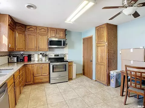 204 W 2nd St, Bennett, IA 52721 photo 12