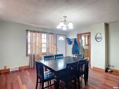 204 W 2nd St, Bennett, IA 52721 photo 4