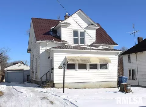 136 Smith St, Kewanee, IL 61443
